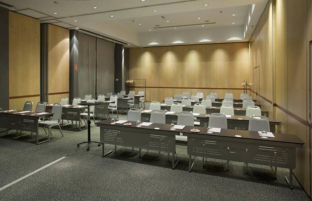 Salle Equidad Hotel ILUNION Pío XII Madrid