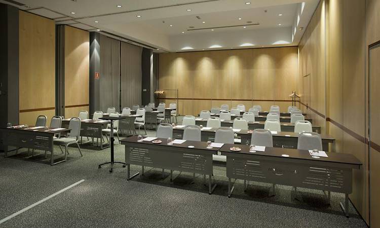 Salle Consejo 2 Hotel ILUNION Pío XII Madrid Salle Consejo 2 Hotel ILUNION Pío XII Madrid