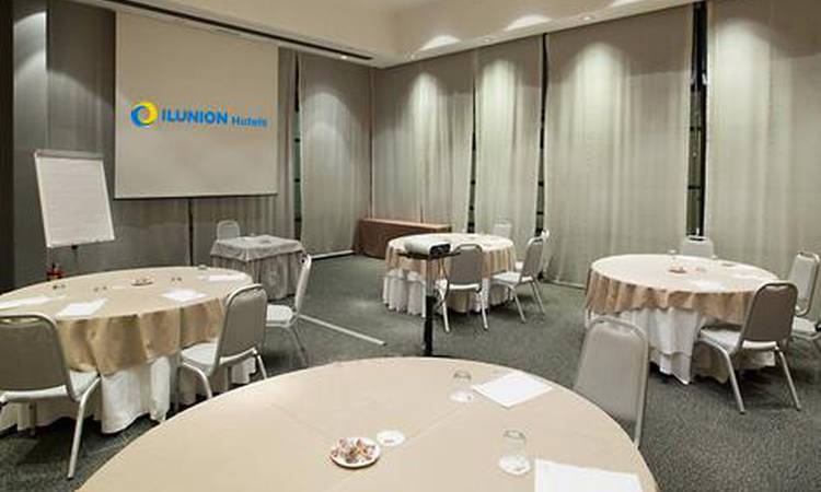 Salle Fórum 2 Hotel ILUNION Pío XII Madrid Salle Fórum 2 Hotel ILUNION Pío XII Madrid